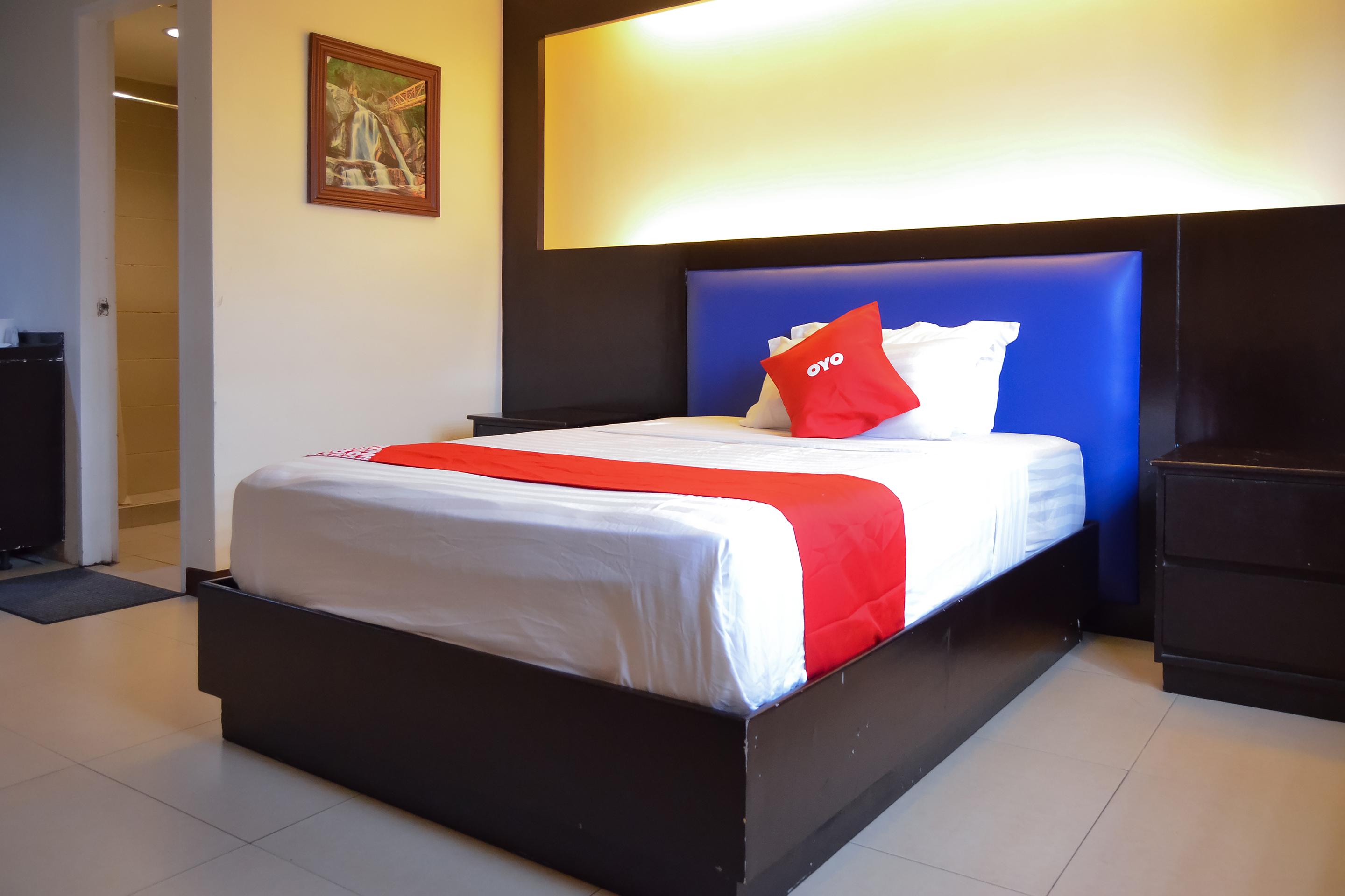 Super Oyo 791 Bell Mansion Hotel Bandar Quezon Luaran gambar