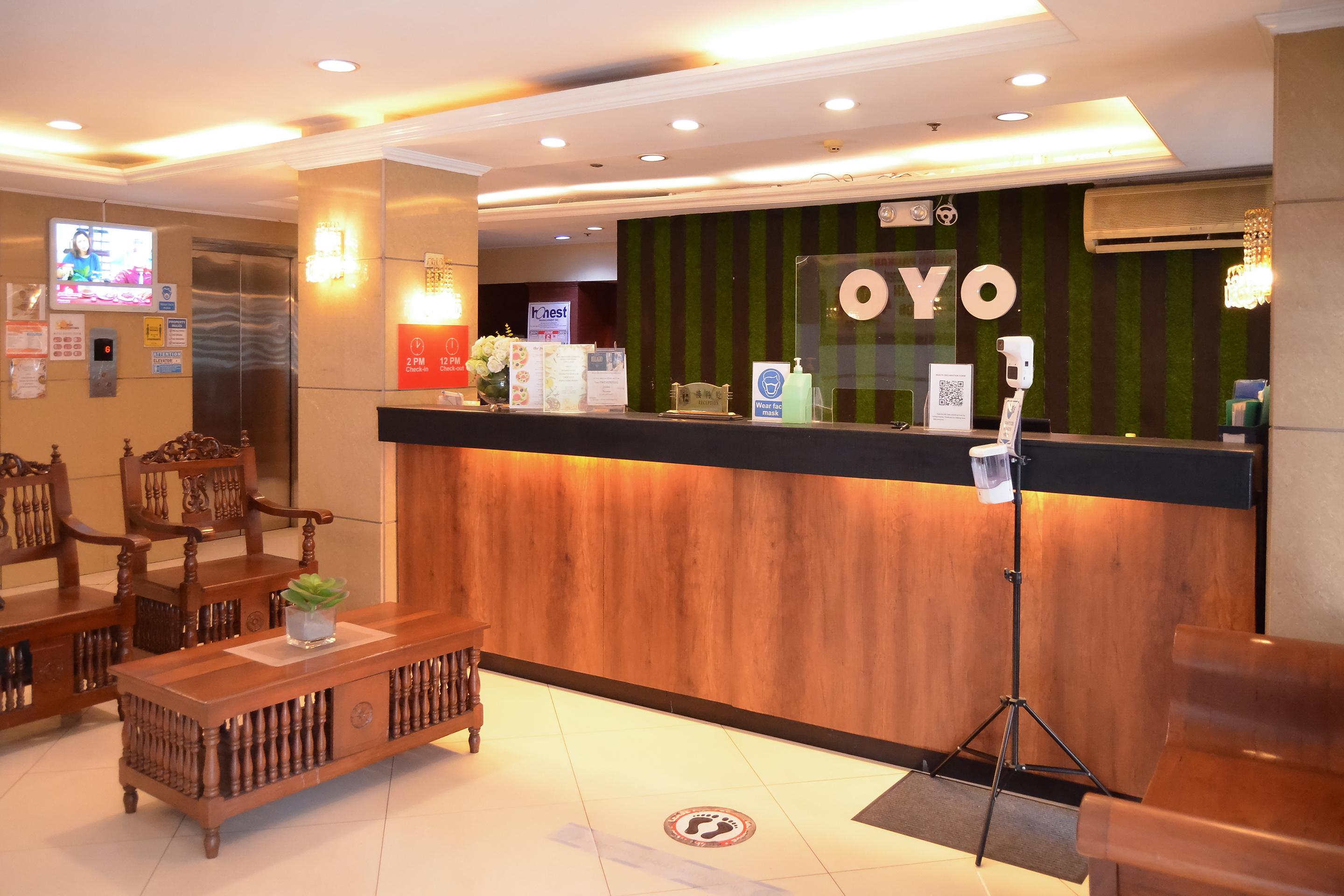 Super Oyo 791 Bell Mansion Hotel Bandar Quezon Luaran gambar